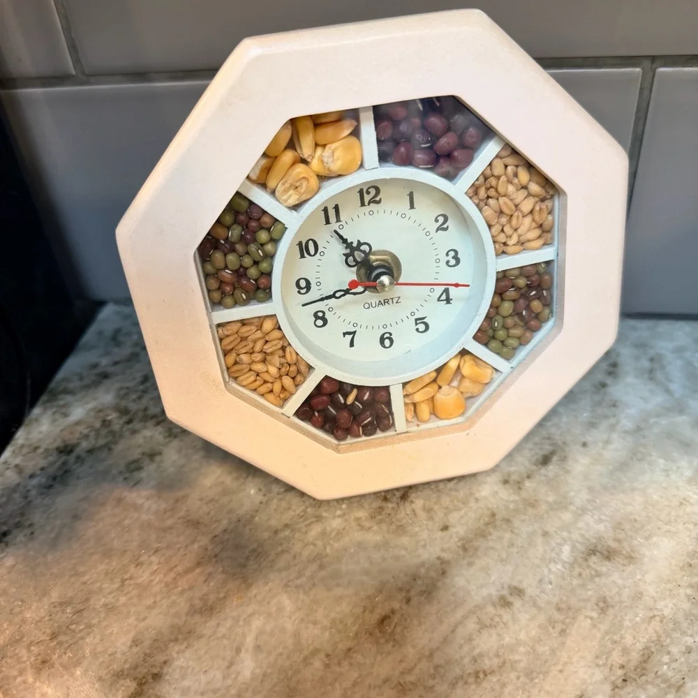 Decorative Octagonal Grains Seeds Kitchen Clock